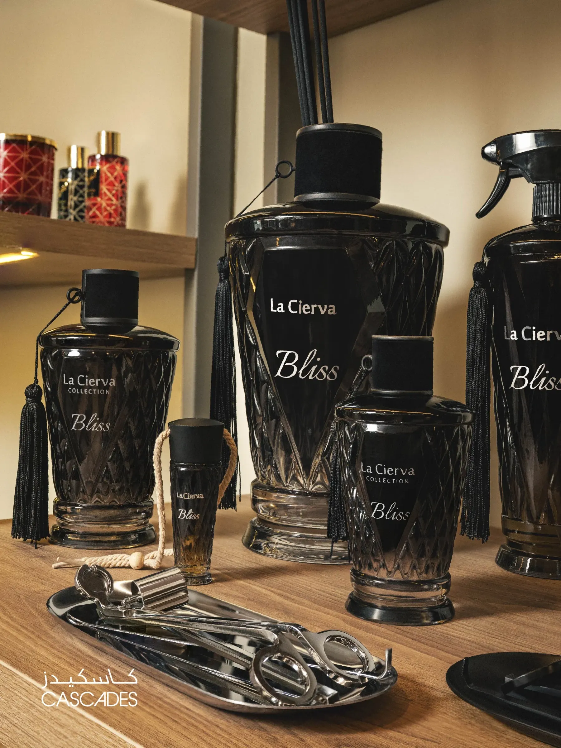 Cascades: Fragrance and gifting, product detail photography